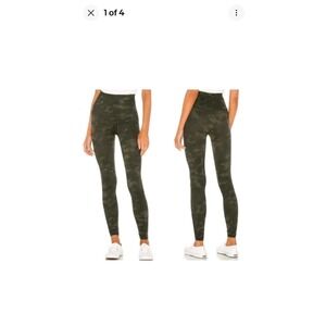 SPANX Look At Me Now Seamless Leggings Full Length‎ Green Camo Size Med NWT